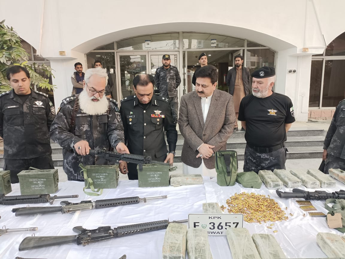 customs at torkham border photo express