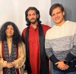 living legend vivek oberoi confesses being a huge fan of abida parveen