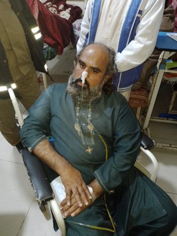 lahore man booked under attempt to murder charges for attempting suicide and poisoning three daughters photo express