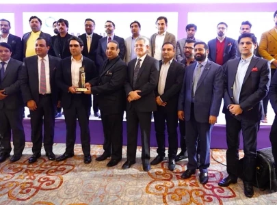 pmpma and edb team up to boost the smartphone industry in pakistan