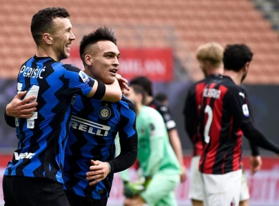 inter enjoy milan derby glory inter enjoy milan derby glory