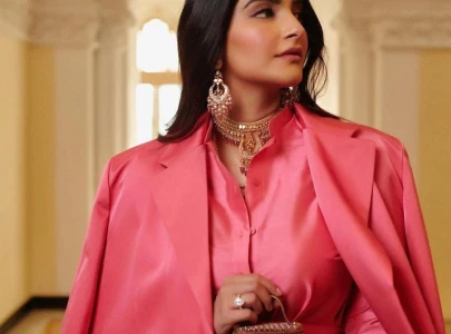 anushka to sonam presenting the best dressed at dior s first fashion show in india anushka to sonam presenting the best dressed at dior s first fashion show in india