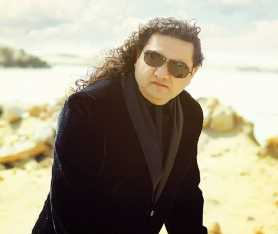 taher shah turns actor writer for hollywood debut eye to eye