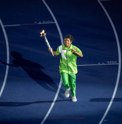 athlete sana carries torch wins hearts athlete sana carries torch wins hearts