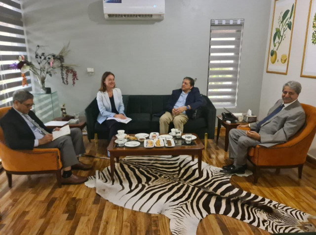 imf s resident representative meets ppp s finance team
