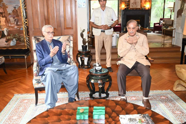 pm shehbaz visits jehangir tareen condoles over brother s demise