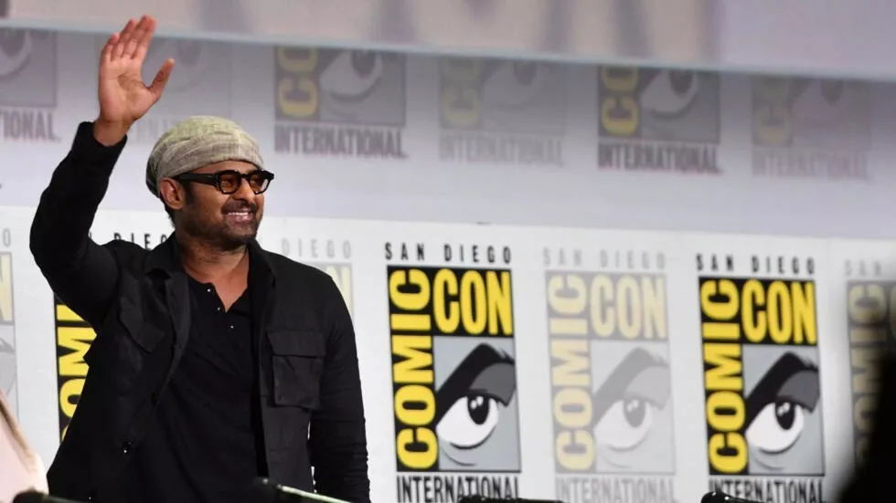 prabhas amitabh bachchan bring superhero show to strike hit comic con