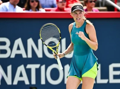 wozniacki wins return match wozniacki wins return match