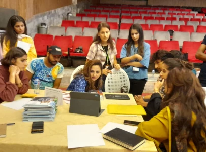 pechakucha brings unique format for young artists