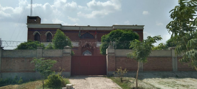 cop martyred two terrorists killed in mianwali attack