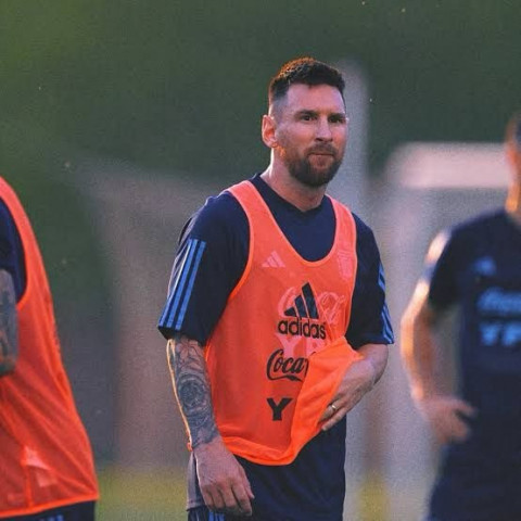 messi doubtful for argentina qualifier with paraguay messi doubtful for argentina qualifier with paraguay