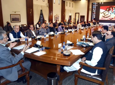 cm tells civic bodies to mend ways