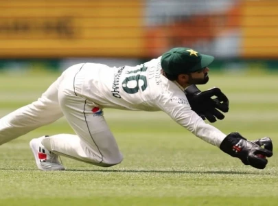 watch gilchrist in awe of rizwan s brilliance behind the stumps