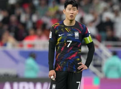 son hurt finger in brawl before asian cup loss