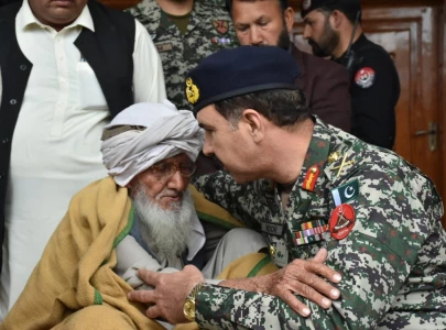 ig fc visits residence of martyred sp in mardan ig fc visits residence of martyred sp in mardan