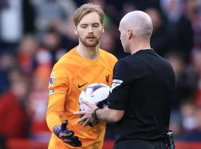 forest unhappy with referee decision