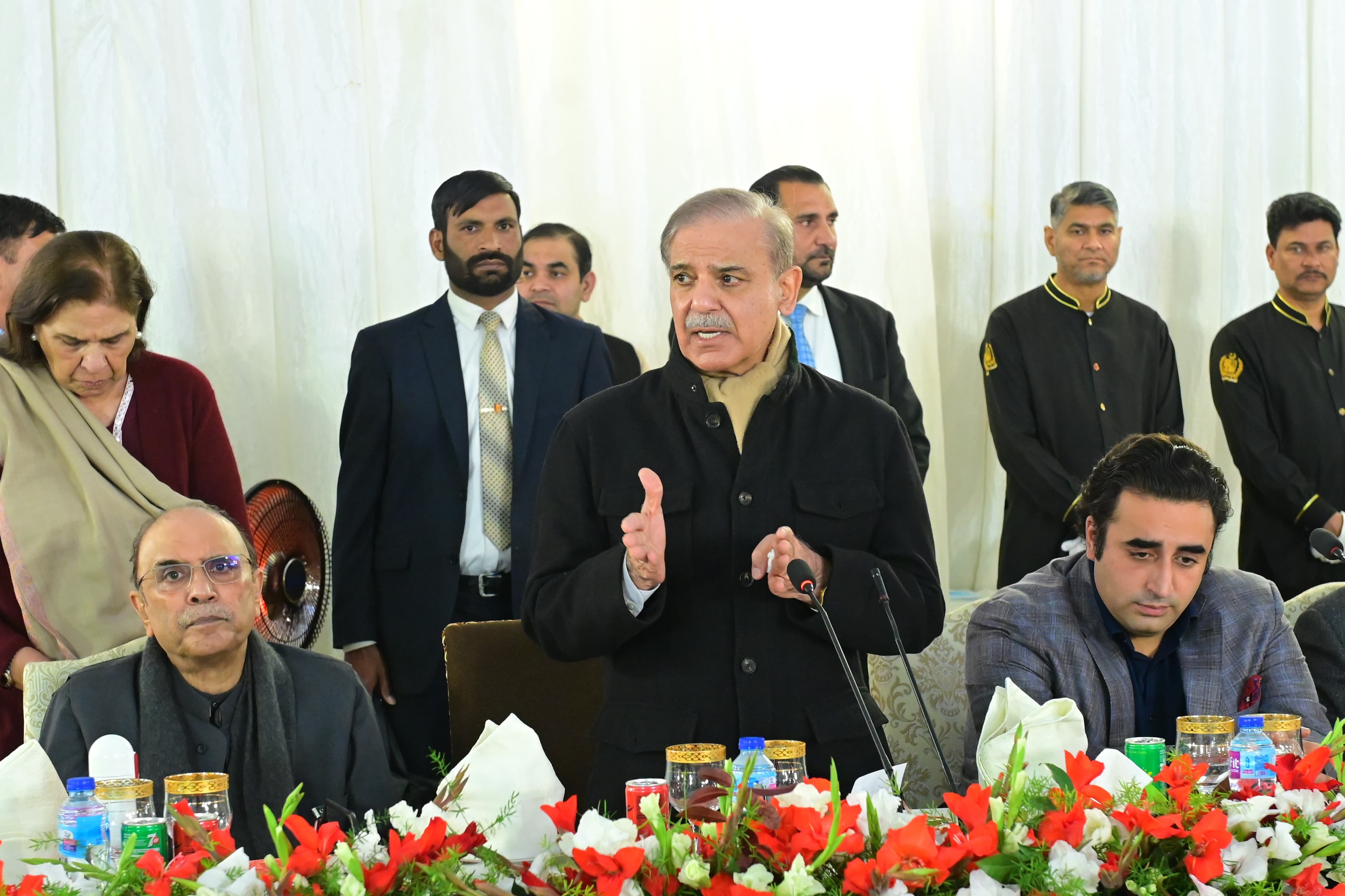 prime minister shehbaz sharif addressing the participants of the dinner reception hosted by him on march 7 2024 in islamabad photo express