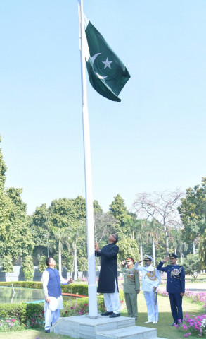high commission in new delhi holds flag hoisting ceremony