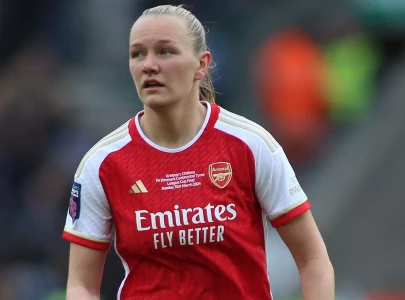 maanum in stable condition after arsenal women s star collapses maanum in stable condition after arsenal women s star collapses