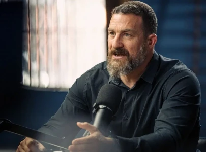 neuroscientist and podcaster andrew huberman opts for silence after backlash