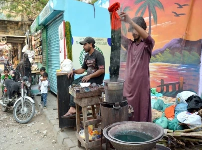 dyers race against time