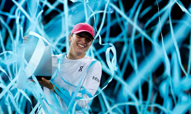 swiatek saves three match points to win madrid open title swiatek saves three match points to win madrid open title