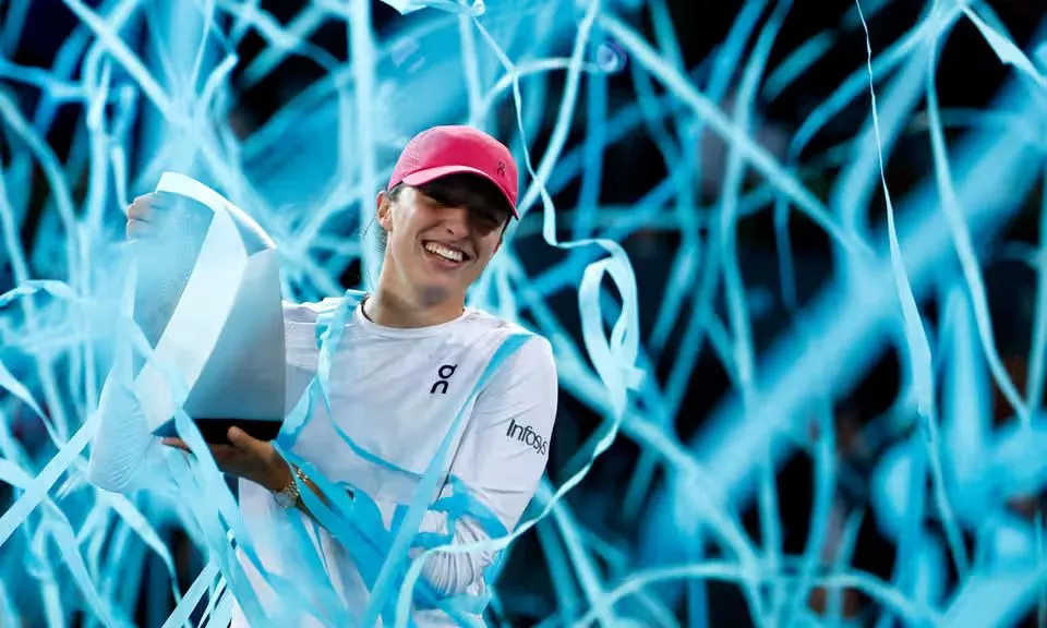 swiatek saves three match points to win madrid open title swiatek saves three match points to win madrid open title