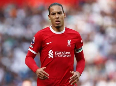 van dijk plans to stay on to aid liverpool s big transition van dijk plans to stay on to aid liverpool s big transition