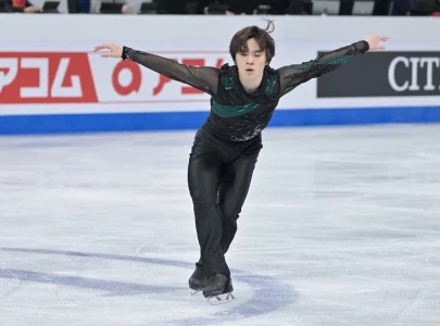 japan s two time world champion uno announces retirement