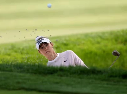 sagstrom holds on to lead as korda fades at founders cup