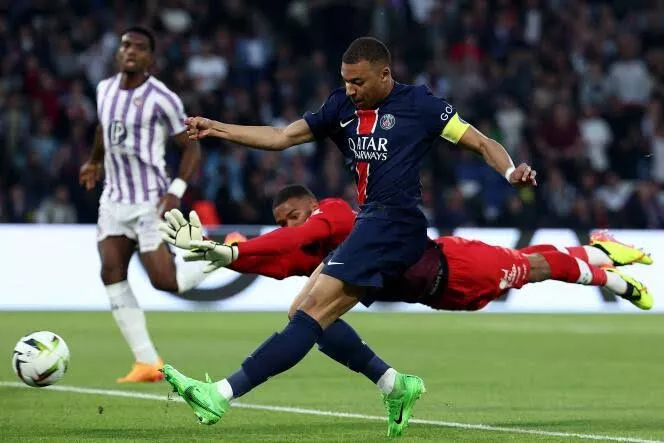 mbappe bids farewell to psg fans with defeat in final home game mbappe bids farewell to psg fans with defeat in final home game