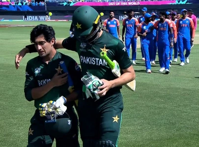 watch naseem shah breaks down in tears after india s win over pakistan in t20 world cup clash