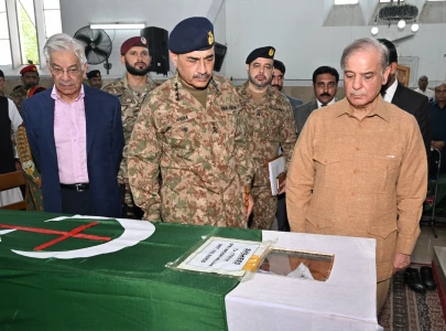 pm attends funeral of sepoy haroon william