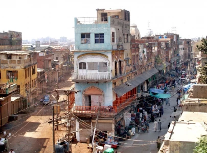 old lahore simmers under the sun