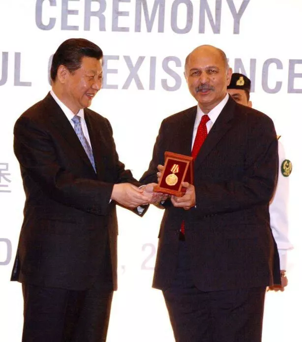 senator mushahid hussain praises china for leading alternative global order