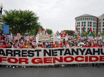 thousands march on capitol demanding netanyahu s arrest gaza ceasefire during his congress address thousands march on capitol demanding netanyahu s arrest gaza ceasefire during his congress address