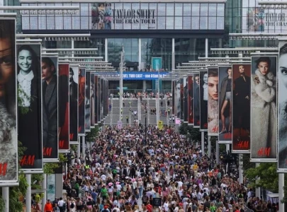 fans excitement for taylor swift at wembley overshadows security concerns fans excitement for taylor swift at wembley overshadows security concerns