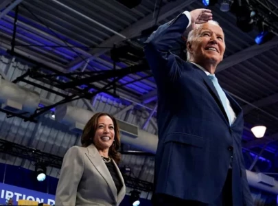 biden pledges to be harris campaign s top volunteer at drc