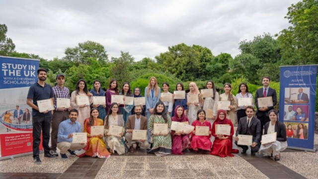 93 pakistani students awarded chevening commonwealth scholarships 93 pakistani students awarded chevening commonwealth scholarships