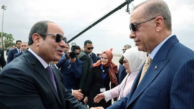 turkish president recep tayyip erdogan is welcomed by egypt s president abdel fattah al sisi at the airport in cairo egypt on february 14 2024 photo reuters turkish president recep tayyip erdogan is welcomed by egypt s president abdel fattah al sisi at the airport in cairo egypt on february 14 2024 photo reuters