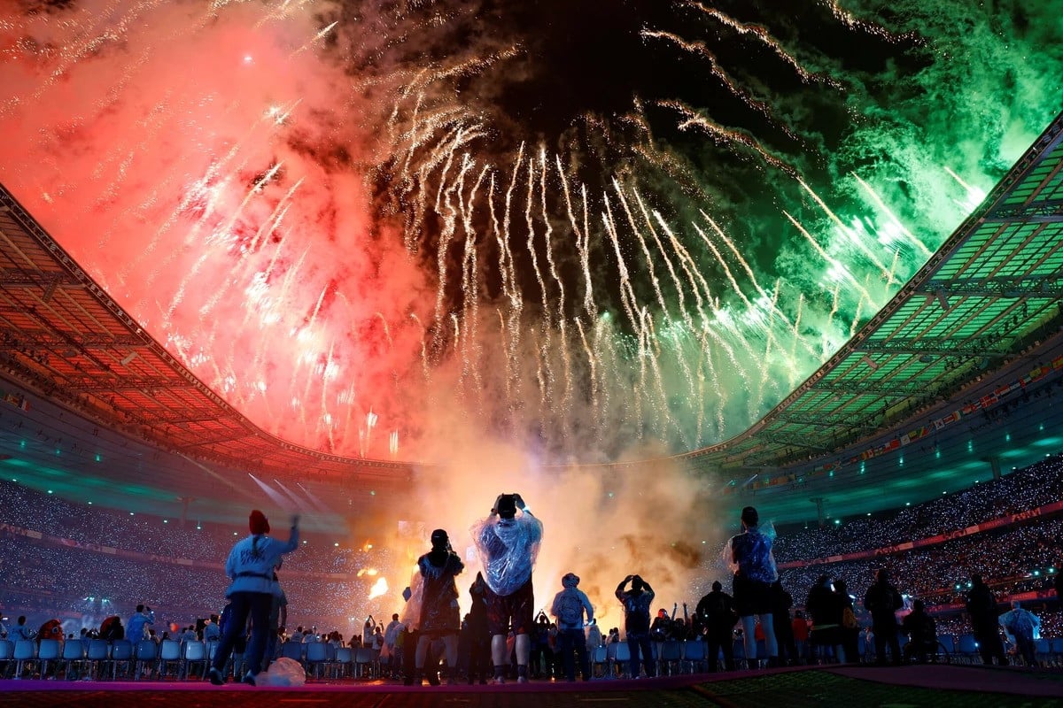 fireworks during the closing ceremony of paris paralympics at stade de france photo reuters