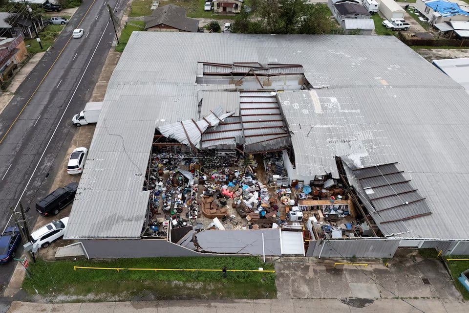 Storm Francine hits southern US with heavy rain, winds, and widespread power outages – Newsad