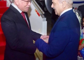 pm shehbaz welcomes malaysian counterpart anwar ibrahim on official visit to pakistan
