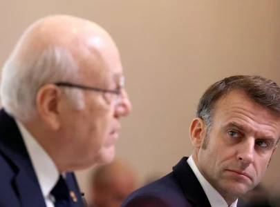 countries pledge 1b to aid lebanon urge israel to cease fire