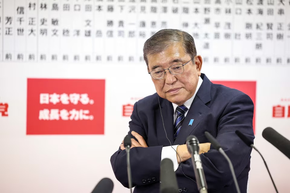 japan s prime minister shigeru ishiba speaks to the media at the liberal democratic party s ldp headquarters in tokyo japan on october 27 2024 photo reuters