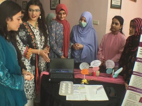 ku students unveil innovative drug packaging that changes colour before expiry ku students unveil innovative drug packaging that changes colour before expiry