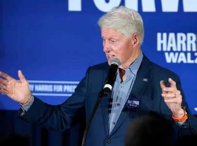 bill clinton faces backlash for saying israelis were in holy land first bill clinton faces backlash for saying israelis were in holy land first