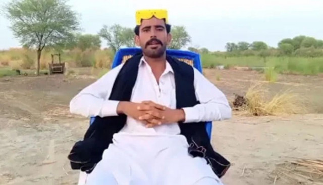 bandit shahid lund baloch speaks in a video message on august 24 2024 photo screengrab bandit shahid lund baloch speaks in a video message on august 24 2024 photo screengrab