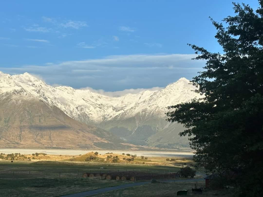 photo credits mount cook station