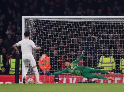 man united edge arsenal in thrilling fa cup shootout victory man united edge arsenal in thrilling fa cup shootout victory
